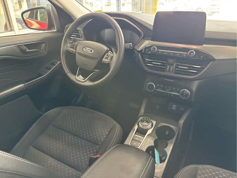 Certified 2023 Ford Escape Active AWD/4WD image 12