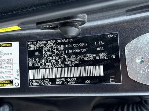 Used 2018 Toyota 4Runner TRD Off-Road Premium image 36