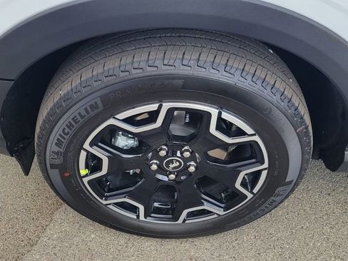 New 2025 Ford Bronco Sport Outer Banks w/ Outer Banks Tech Package+ image 12