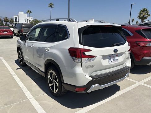 Used 2023 Subaru Forester Touring AWD/4WD image 11