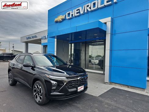 New 2026 Chevrolet Trax RS w/ Driver Confidence Package FWD image 1