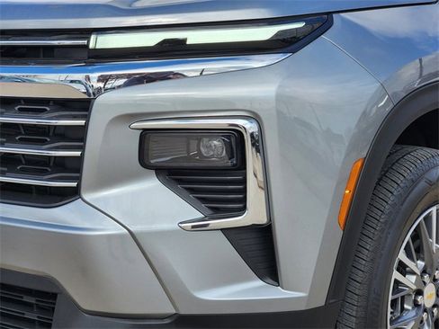 Certified 2025 Chevrolet Traverse LT image 5