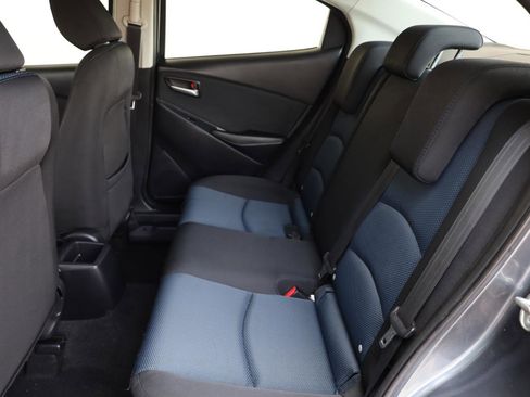 Used 2018 Toyota Yaris iA FWD image 17
