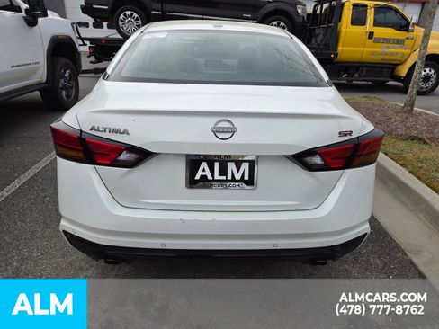 Used 2025 Nissan Altima 2.5 SR image 6