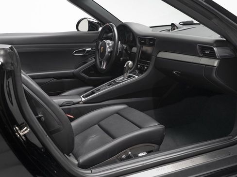Used 2015 Porsche 911 Carrera S image 37