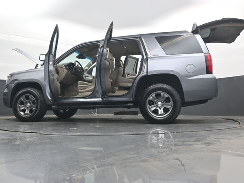 Used 2020 Chevrolet Tahoe LT w/ Luxury Package AWD/4WD image 40