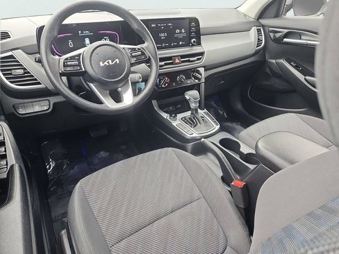 Certified 2024 Kia Seltos LX AWD/4WD image 11
