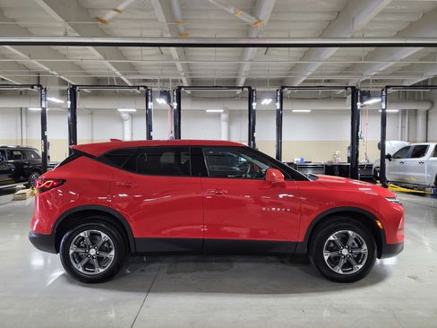 Used 2025 Chevrolet Blazer LT image 8