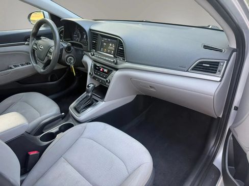 Used 2018 Hyundai Elantra SEL FWD image 14