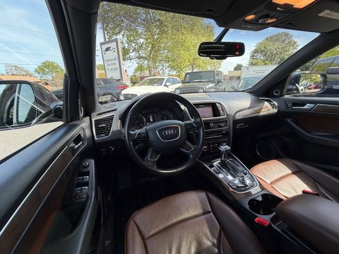 Used 2016 Audi Q5 2.0T Premium Plus w/ Technology Package AWD/4WD image 27