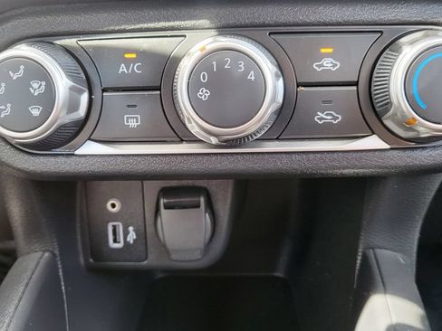 Used 2023 Nissan Versa S w/ Trunk Package FWD image 34