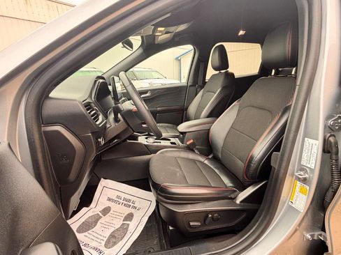 Certified 2023 Ford Escape ST-Line w/ Tech Pack #1 image 19