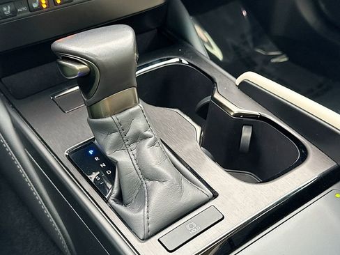 Used 2025 Lexus ES 350 350 image 30