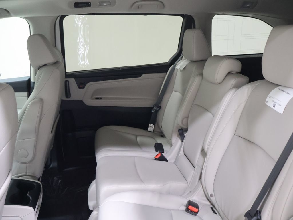 New 2026 Honda Odyssey EX-L image 9