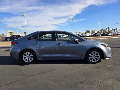 Certified 2024 Toyota Corolla LE image 3