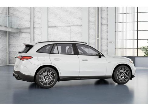 New 2026 Mercedes-Benz GLC 43 AMG 4MATIC image 17
