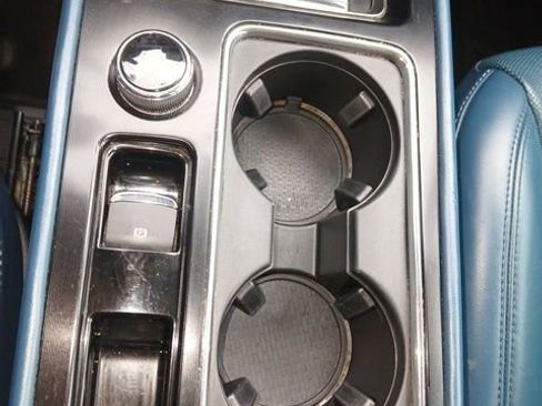 Used 2020 Lincoln Corsair Reserve image 37