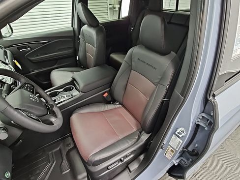 New 2026 Honda Ridgeline Black Edition image 30