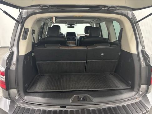 Used 2023 Nissan Armada SL w/ Captain's Chairs Package RWD image 7