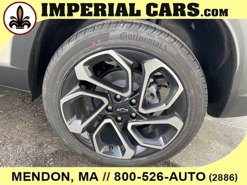 New 2026 Chevrolet Trax RS w/ Sunroof Package image 16