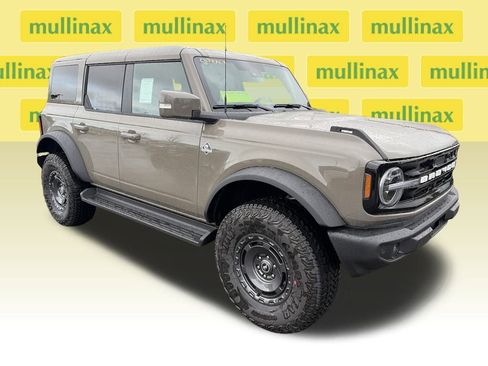 New 2025 Ford Bronco Outer Banks w/ Sasquatch Package image 26
