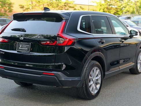 Used 2025 Honda CR-V EX image 7