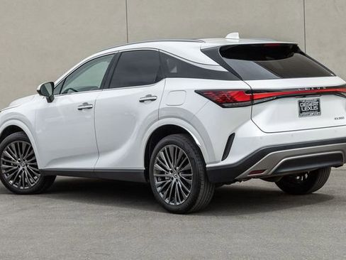 Used 2023 Lexus RX 350 FWD w/ Cold Area Package image 3