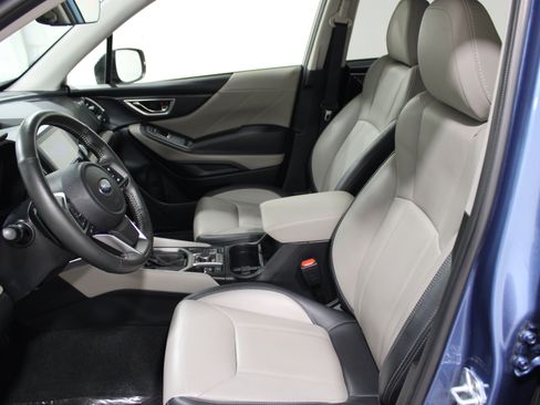 Used 2024 Subaru Forester Limited AWD/4WD image 3