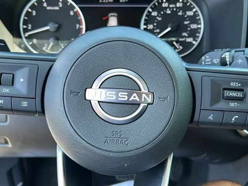 Certified 2024 Nissan Rogue S AWD/4WD image 11