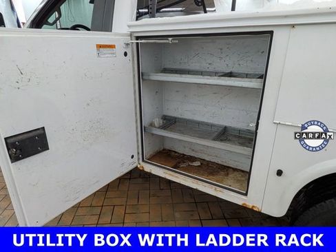 Used 2018 Ford F350 XL w/ XL Decor Group image 5