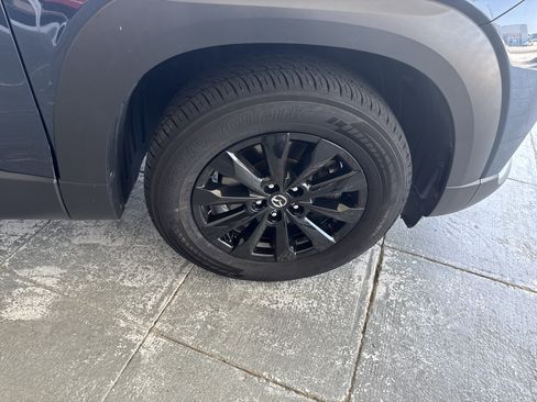 Used 2025 MAZDA CX-50 AWD 2.5 S w/ Preferred Package image 12