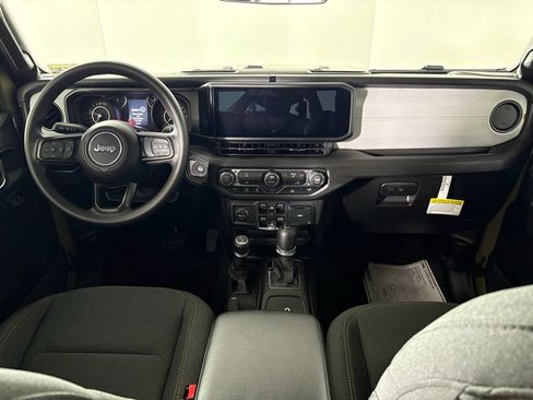 New 2026 Jeep Gladiator Sport AWD/4WD image 40