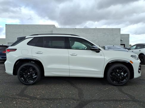 New 2026 Volkswagen Tiguan SE R-Line FWD image 5