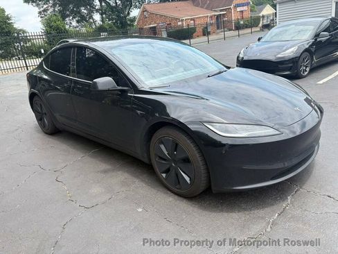 Used 2024 Tesla Model 3 RWD image 3