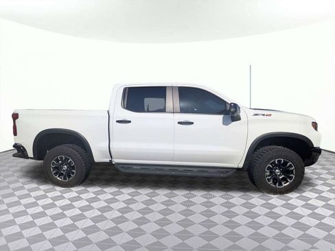 Used 2025 Chevrolet Silverado 1500 ZR2 w/ Technology Package AWD/4WD image 2