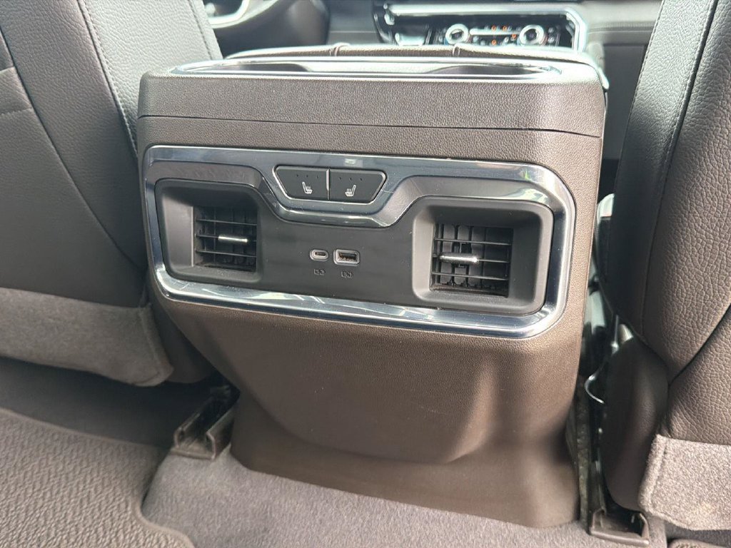 Used 2022 GMC Sierra 1500 Denali AWD/4WD image 19