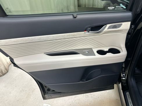 Used 2025 Hyundai Palisade Calligraphy AWD/4WD image 29