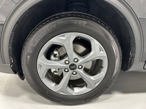 Used 2025 Ford Escape ST-Line image 57