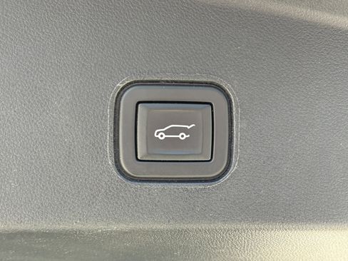 Used 2024 Cadillac Lyriq Sport AWD/4WD image 10