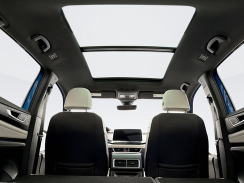 Used 2024 Volkswagen Atlas Cross Sport SEL Premium R-Line image 20