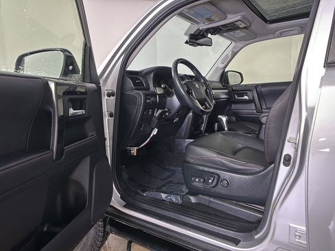 Used 2021 Toyota 4Runner TRD Off-Road Premium w/ Moonroof Package image 3