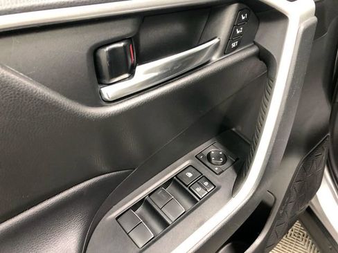 Used 2020 Toyota RAV4 XLE Premium AWD/4WD image 14