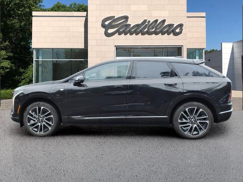 New 2027 Cadillac Optiq Sport w/ LPO, Floor Liner Package AWD/4WD image 2