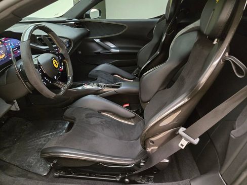 Used 2022 Ferrari SF90 Stradale AWD/4WD image 18
