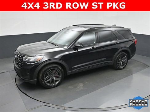 Used 2025 Ford Explorer ST-Line w/ ST-Line Street Pack image 26