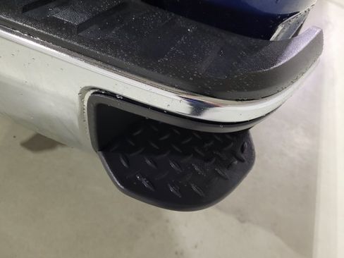 Used 2018 GMC Sierra 1500 SLT w/ SLT Premium Package image 47