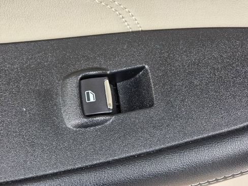 Used 2022 Ford Edge Titanium image 37