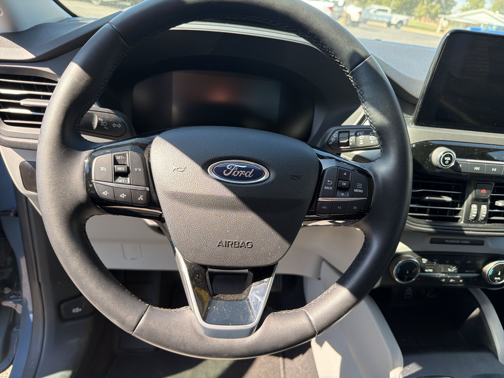 Used 2025 Ford Escape Active w/ Cold Weather Package FWD image 14
