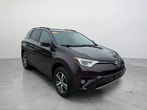 Used 2016 Toyota RAV4 XLE AWD/4WD image 2
