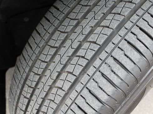 Certified 2022 Toyota RAV4 XLE FWD image 57